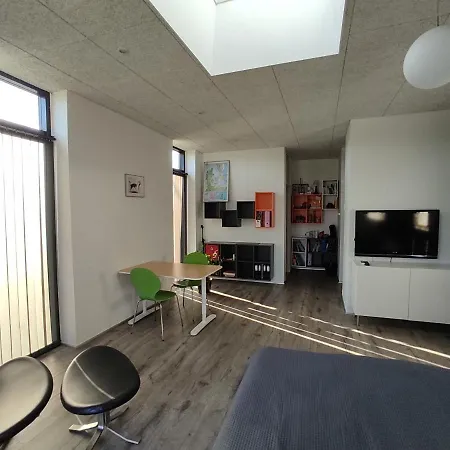 Franks Place Homestay